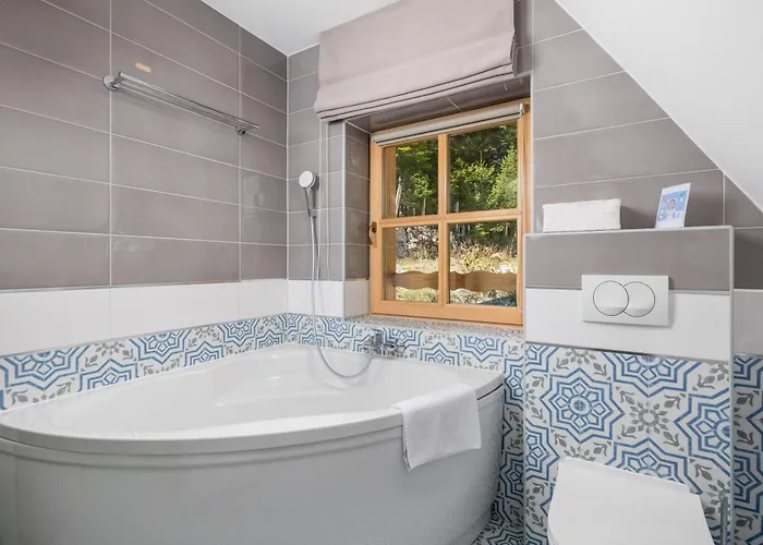 Forest Tale - Sumska Prica